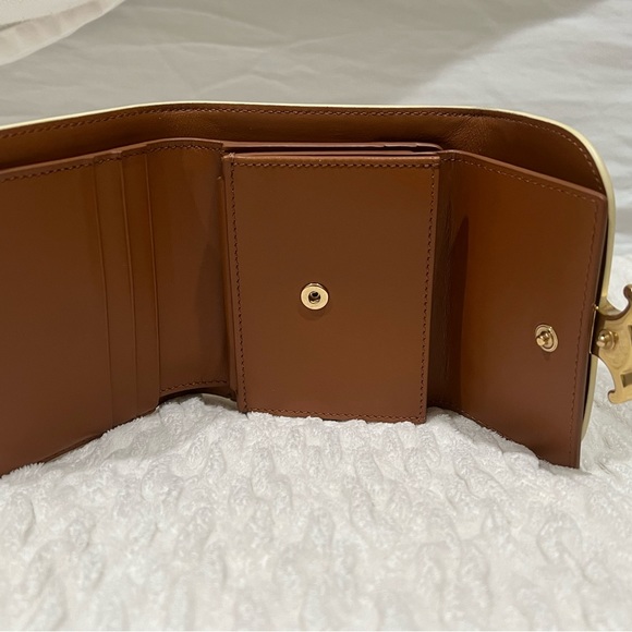 Celine Triomphe Tri-fold wallet - New - Picture 7 of 9